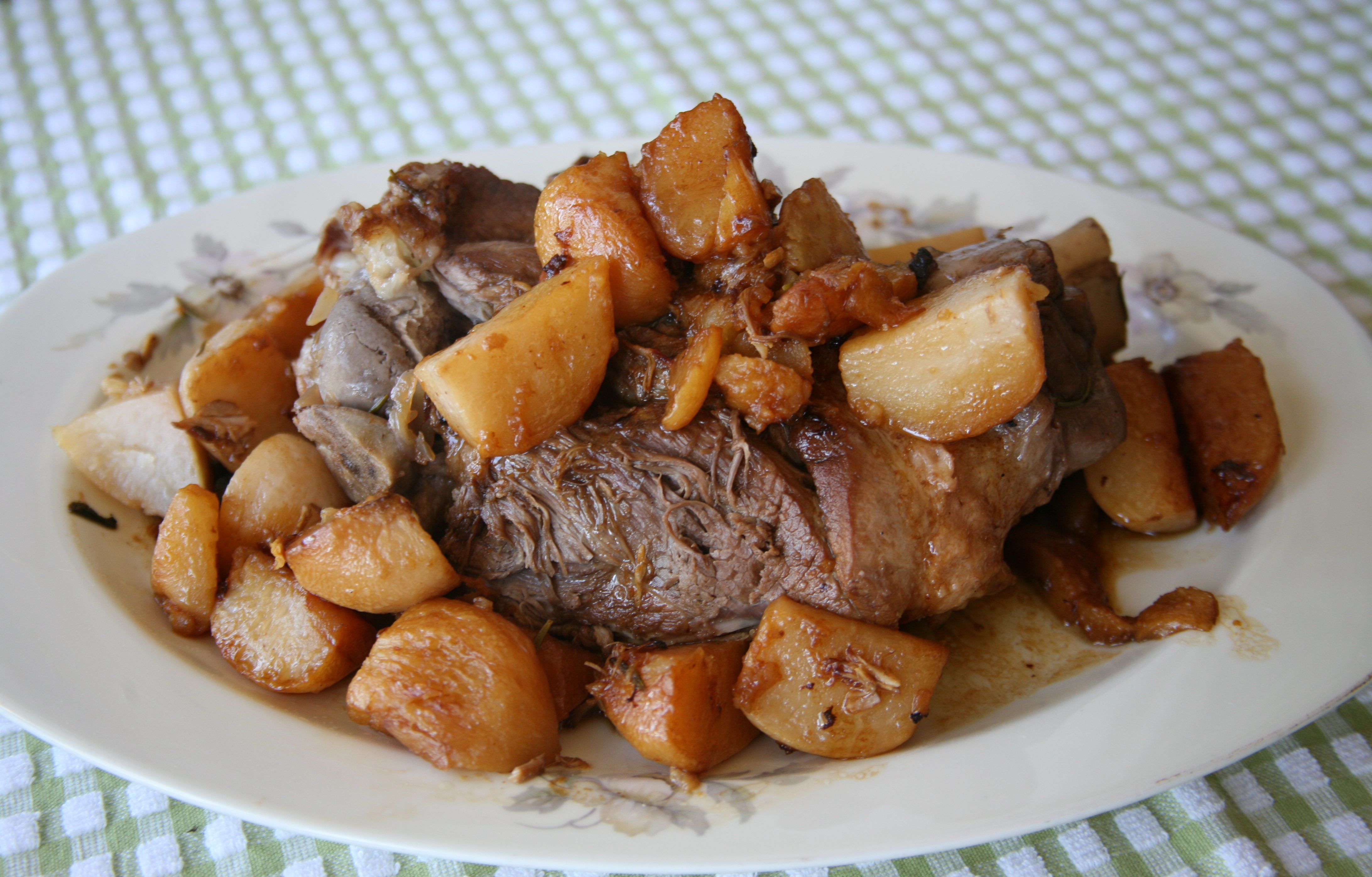 APPLE CIDER VINEGAR BRAISED PORK SHOULDER - Lidia