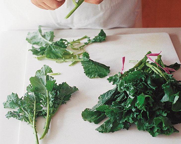 How to Trim Broccoli Rabe Lidia